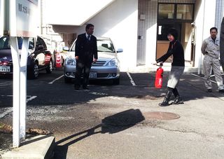2012-02-27 09.42.47 - コピー 2012-02-27 09.42.47 - コピー